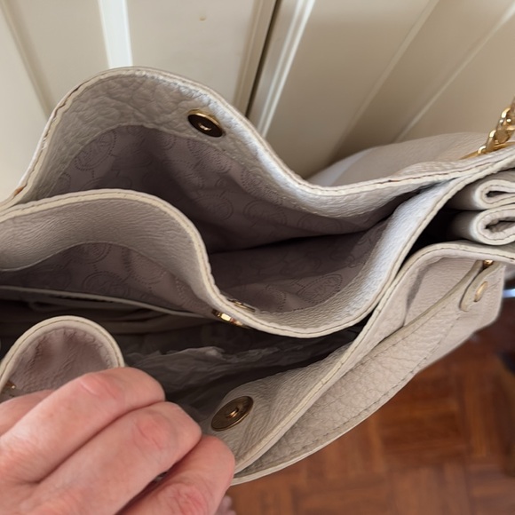 MICHAEL Michael Kors leather Handbag - Picture 5 of 9